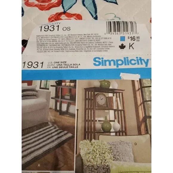 Simplicity Fleece Fringe Rugs Pillows Sewing Pattern 1931 New Uncut Shaggy Rugs - Picture 2 of 4